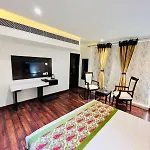 Hotel Veer Palace Green Park